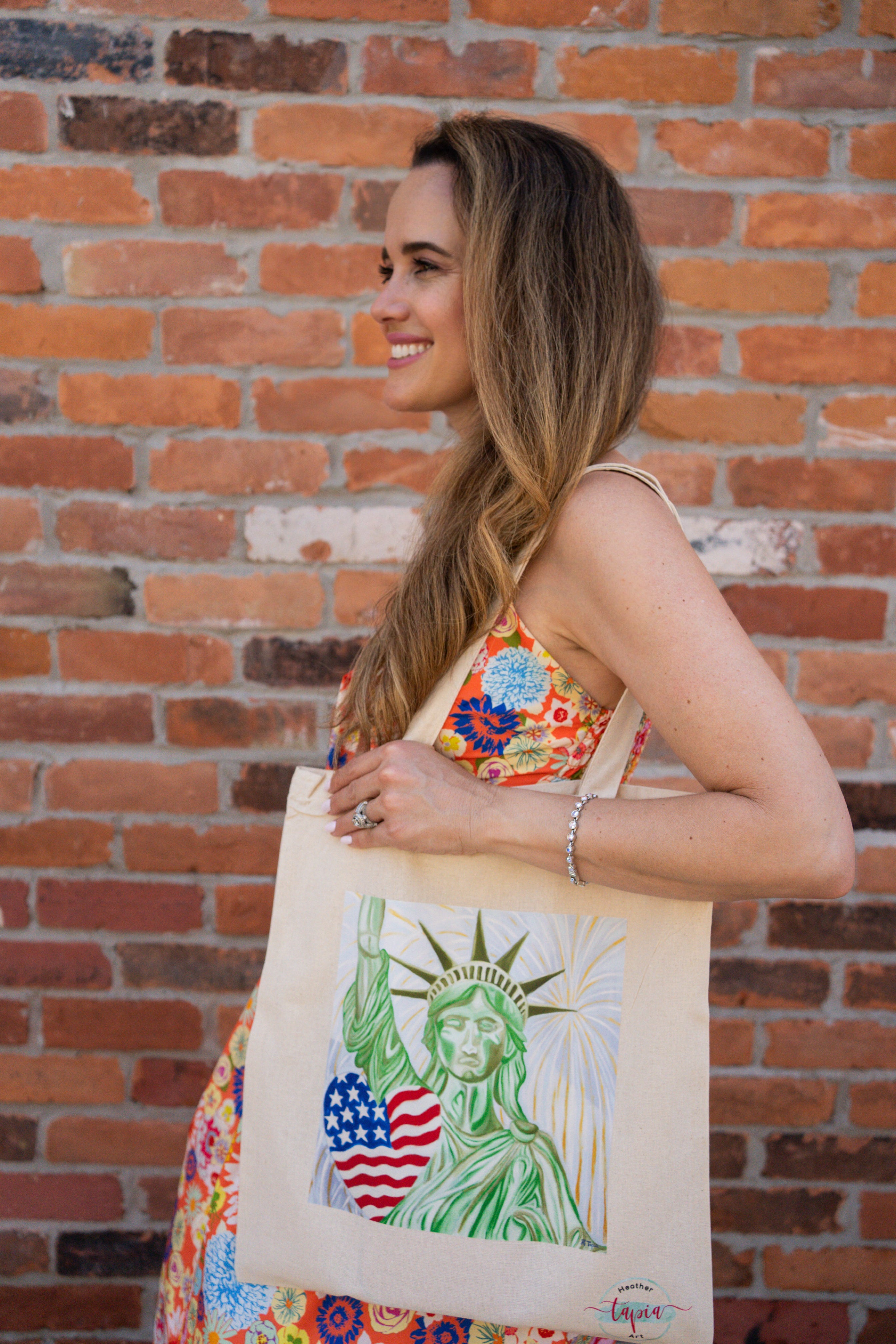 Lady Liberty tote bag.